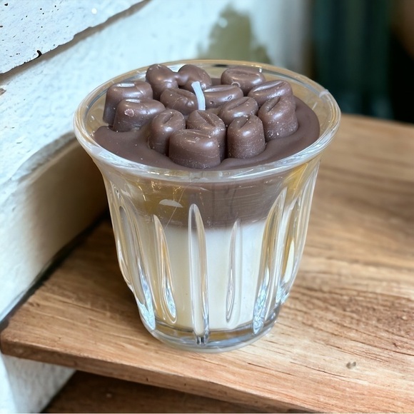 ⚠️SALE Candle // Handmade Cup With Coffee Beans Soy Wax Candle SEND OFFERS - Picture 3 of 5